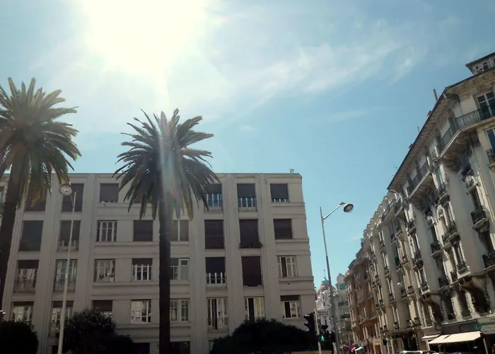 Nice Appart Aparthotel 3*