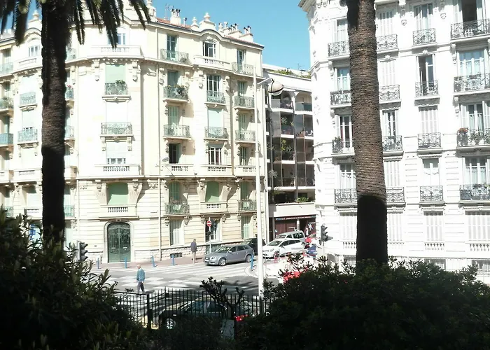 Nice Appart Aparthotel 3*