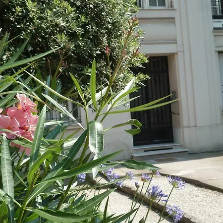 Ξενοδοχείο με διαμερίσματα Nice Appart 3*